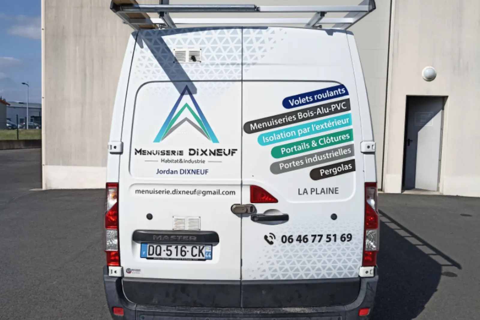 DIXNEUF 2